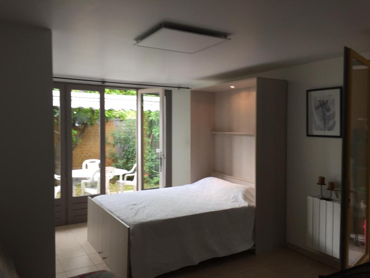 Studio Pied Dans L Eau La Londe-les-Maures Kültér fotó